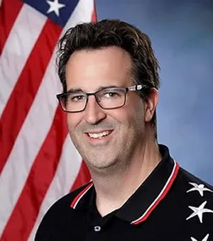 Tod Ganje is a Board Member of the Veterans Honor Flight of ND/MN